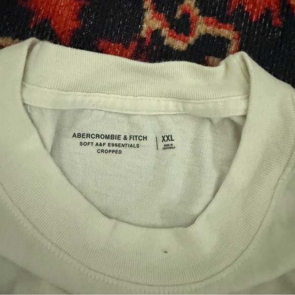 Abercrombie & Fitchh Ford Bronco Red and White Graphic Tee CROPPED - Picture 5 of 5